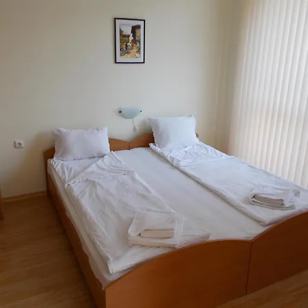 Sunny סאני ביץ'