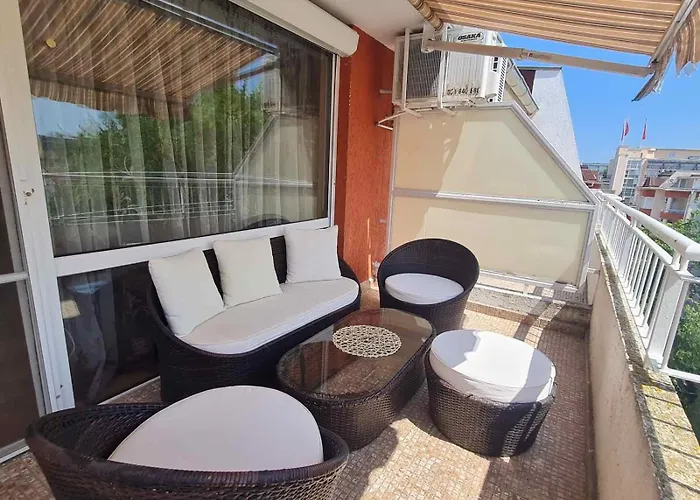 Sunny アパート サニービーチ